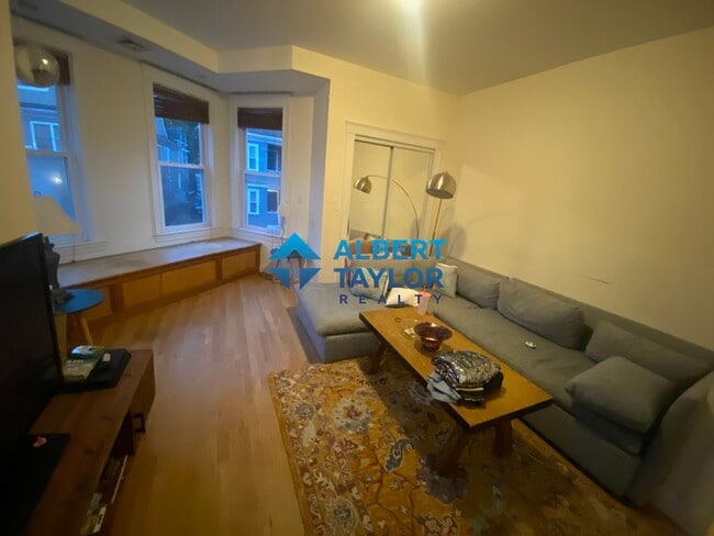 Photo - 37 Hillside St Unit 3