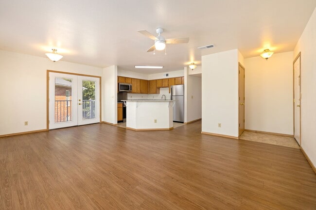 Robinson Park Apartments - Robinson Park Apartments