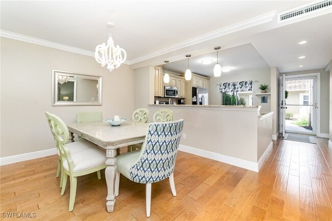 Photo - 5857 Cobblestone Ln Unit 105