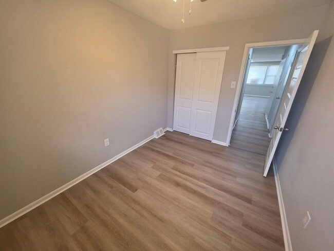 Photo - 214 Robina St Unit 1F