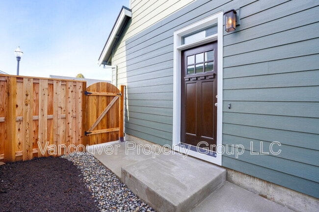 Photo - 2928 NW 16th St