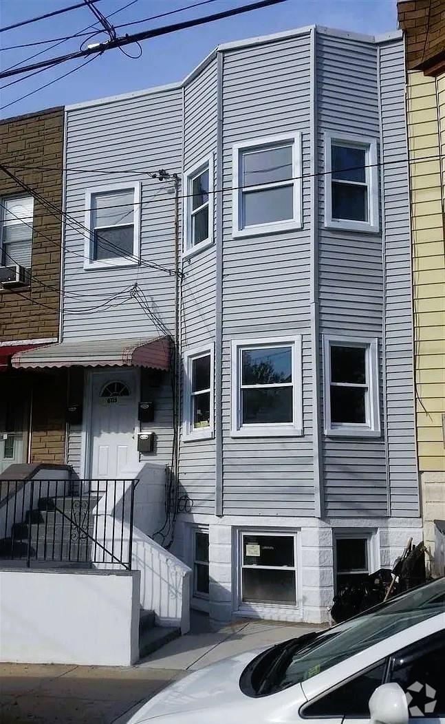 Building Photo - 6115 Washington St Unit 1 Rental