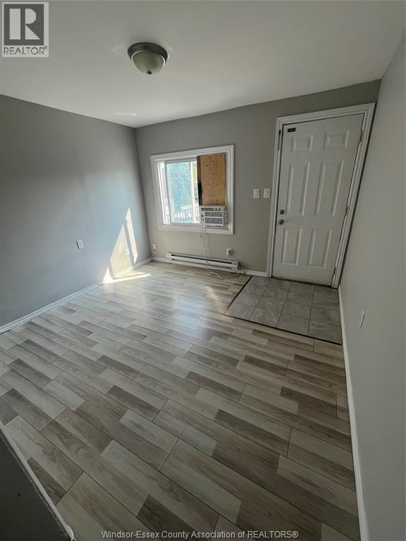 Photo - 900 Elsmere Ave Unité 902