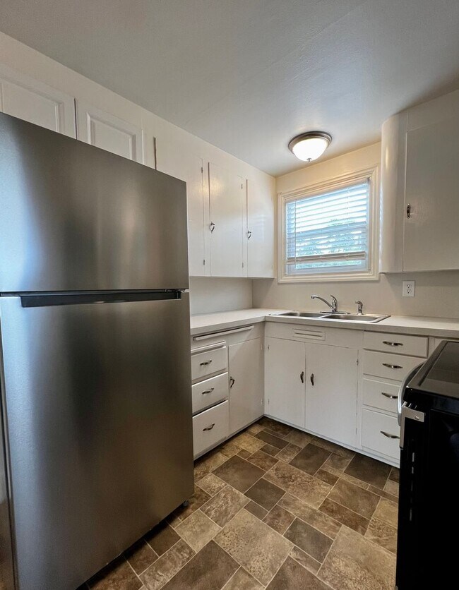 Photo - DTieton Unit 904