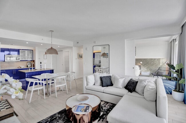 Photo - 3101 Bayshore Dr Unidad 1707