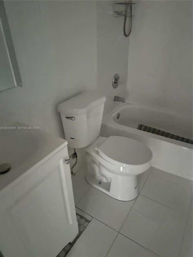 Photo - 5 Jacaranda Country Club Dr Unit 206