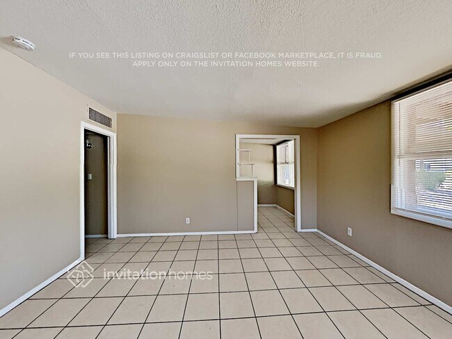 Photo - 2831 E Osborn Rd