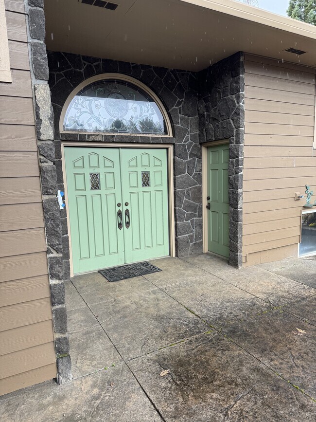 Photo - 19774 Grade Rd SE