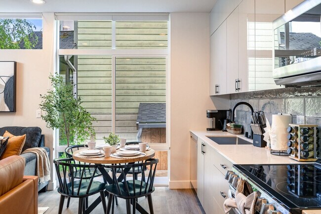 Photo - 1600 S Washington St Unidad SI ID1035897P