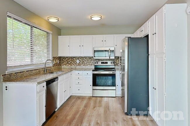Photo - 3812 S Ceylon Way