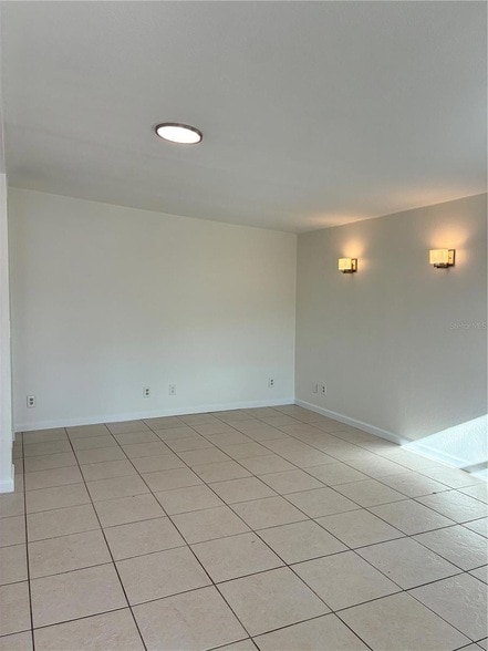 Photo - 6905 S Trask St