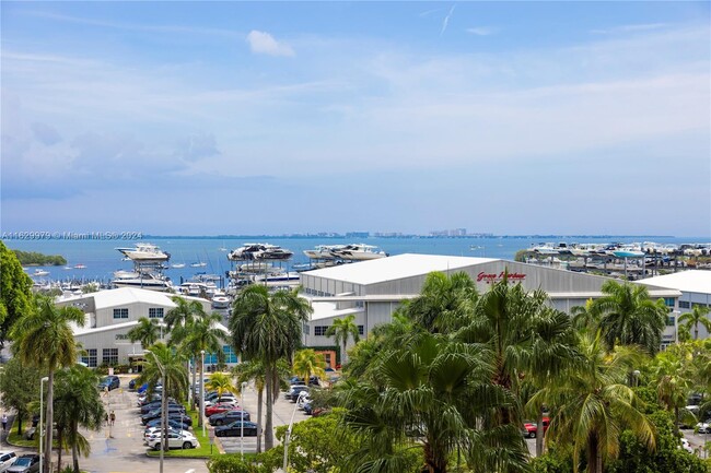 Photo - 2655 S Bayshore Dr Condominio Unidad 506