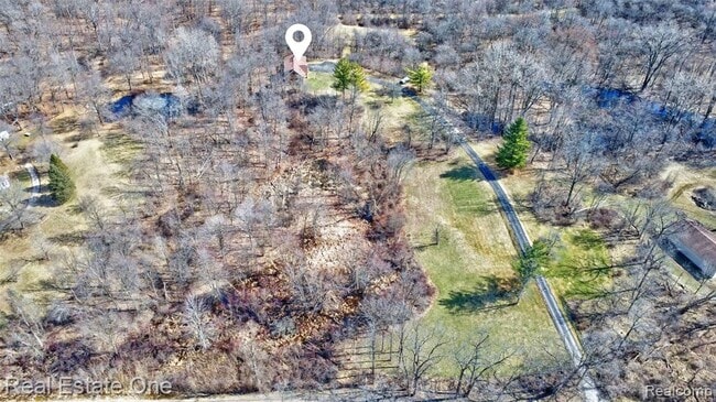 Photo - 5307 Metamora Rd