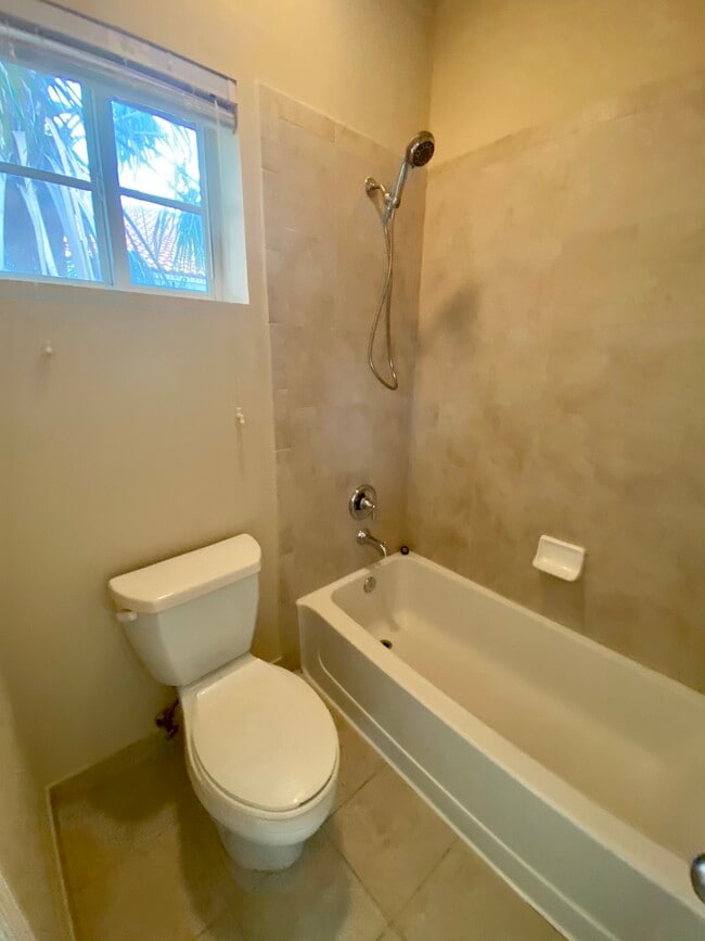 Photo - 3538 NW 29th Ct