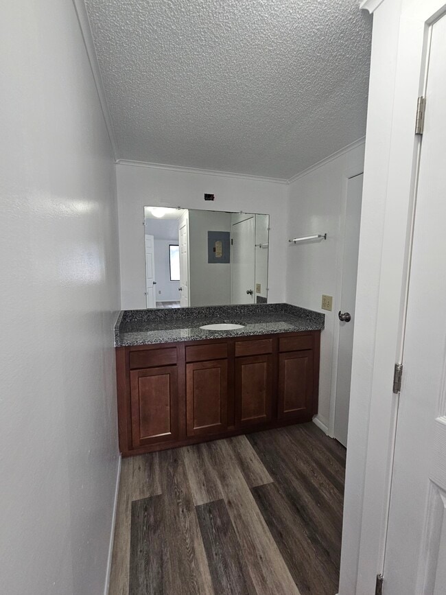 Photo - 336 N 40th St