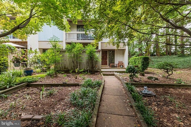Photo - 11719 Newbridge Ct Townhome