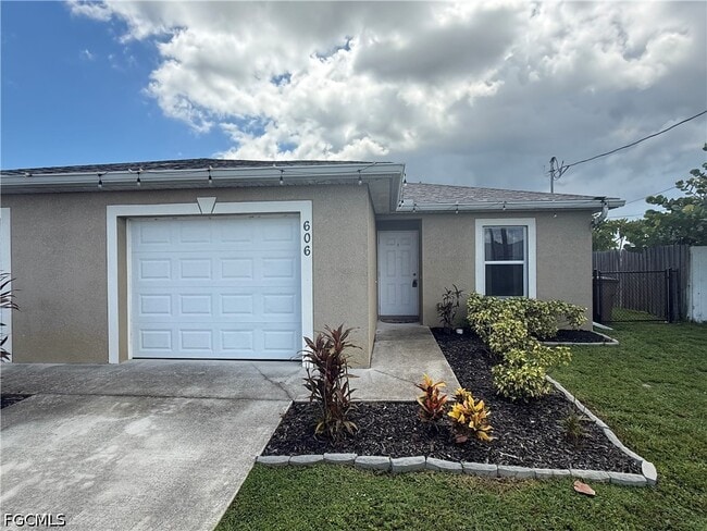 606 SE 13th Terrace