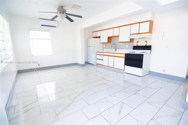 Photo - 1843 Cleveland St Unidad 1-3