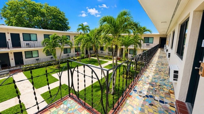Photo - 600 SW 9th Ave