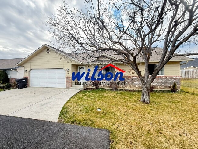 Building Photo - West Valley Rental – 2 Bed, 2 Bath, Large Living Area