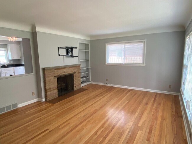 Photo - 1510 Woodland Dr