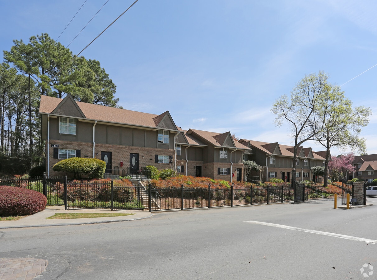 Villas at Druid Hills - Villas at Druid Hills Apartments
