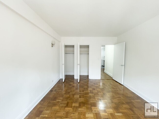 Photo - EAST 35 STREET Unit 15E