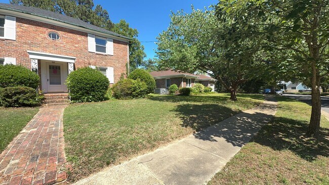 Photo - Charming 2BR with Sunroom, Hardwood Floors & Lawn Care Included