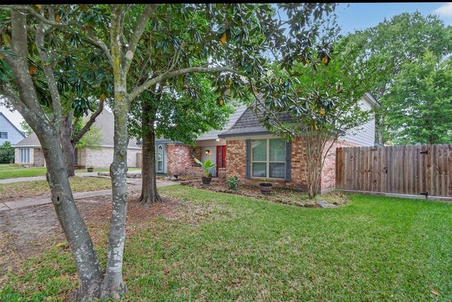 Photo - 19919 Sundance Dr