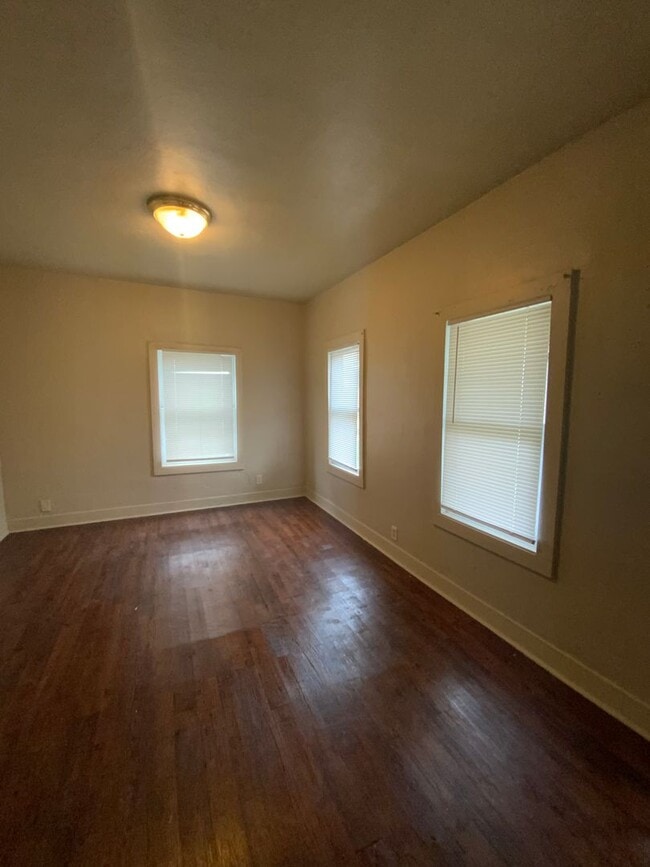 Photo - 3-Bedroom, 1-Bathroom Home – $950/Month - ...