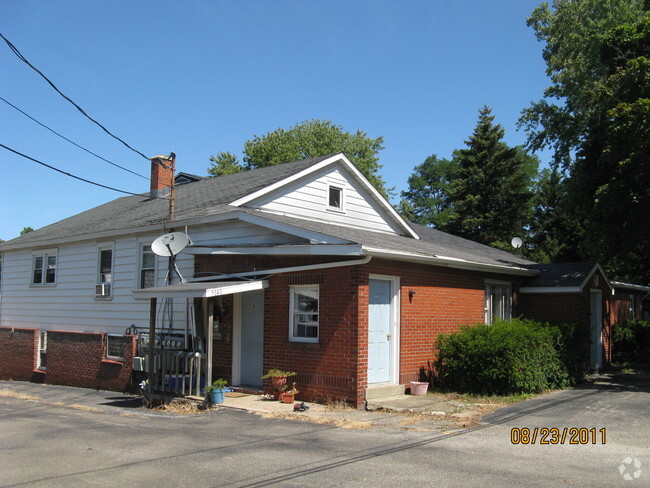 Building Photo - 5140 Buffalo Rd Rental