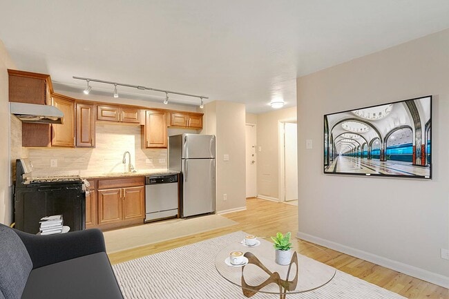 Photo - Logan Terrace