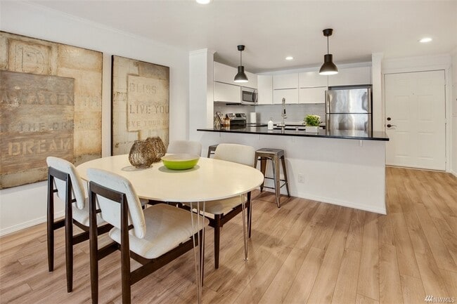 Photo - 2250 NW 58th St Unit 302