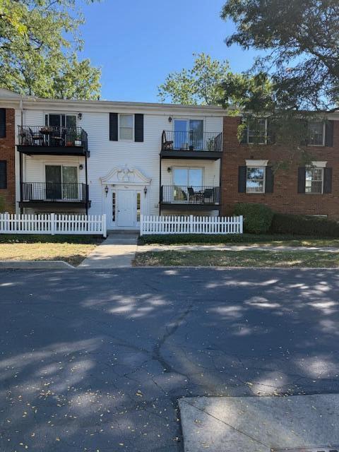 Photo - 1440 Slade Ave Unit 202