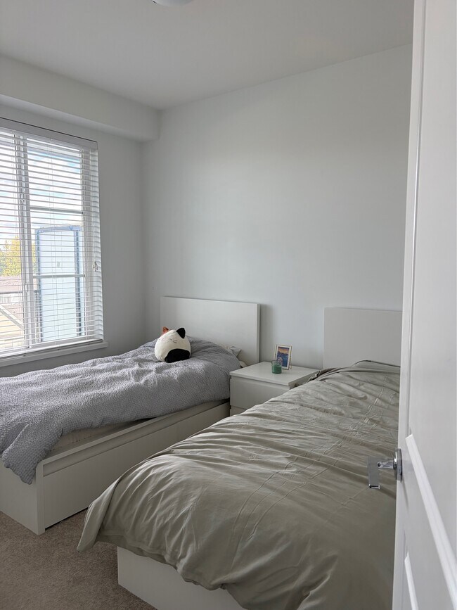 Photo - 13623-1381A 81a Ave