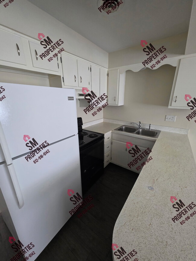 406 Edgar St