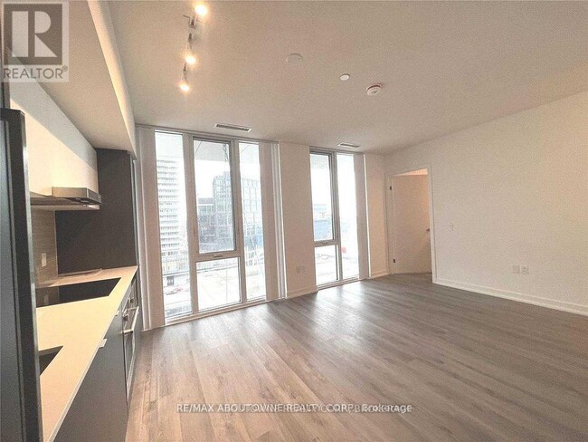 Photo - 138 Downes St Unit 1105