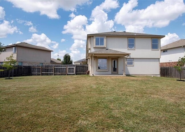 1202 Hensley Dr