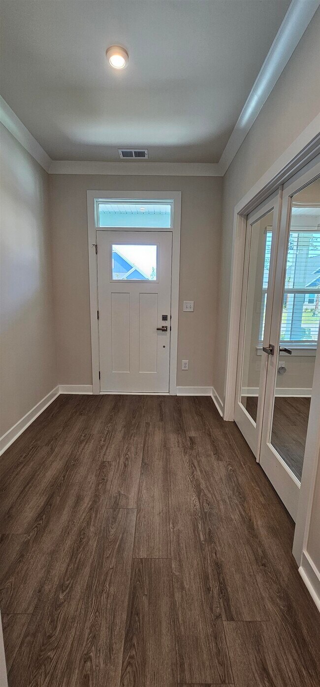 Photo - 2313 Hazel Wy