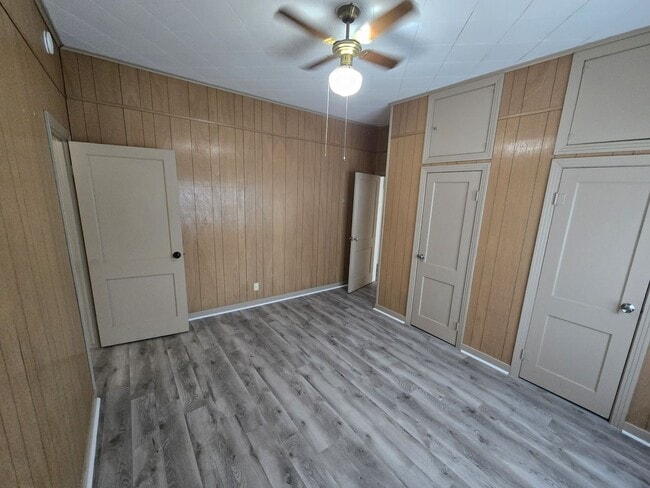 Photo - 5195 Seale Rd