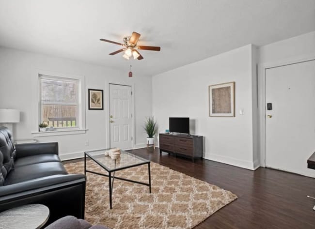 Photo - 3820 Walnut St Unit 101