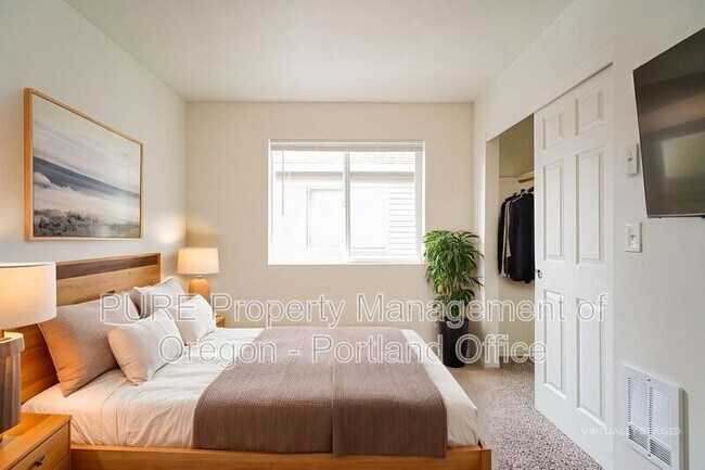 Photo - 141 NE 147th Ave Unidad 12