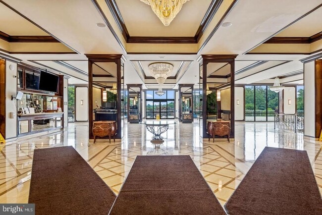 Photo - 5225 Pooks Hill Rd Unit 116N