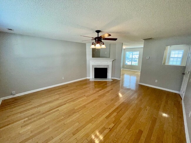 Photo - 5505 Sierra Tr