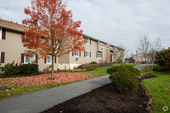 Building Photo - Applewood Acres Rental