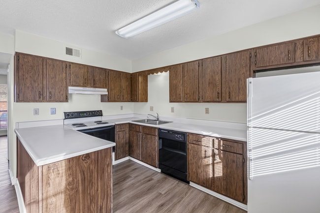 Photo - Fairfax Manor Townhomes