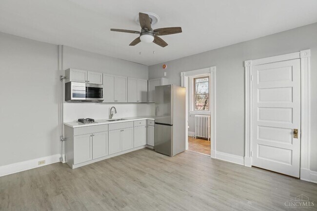 Photo - 1212 Bates Ave Unidad 1212 Bates #2