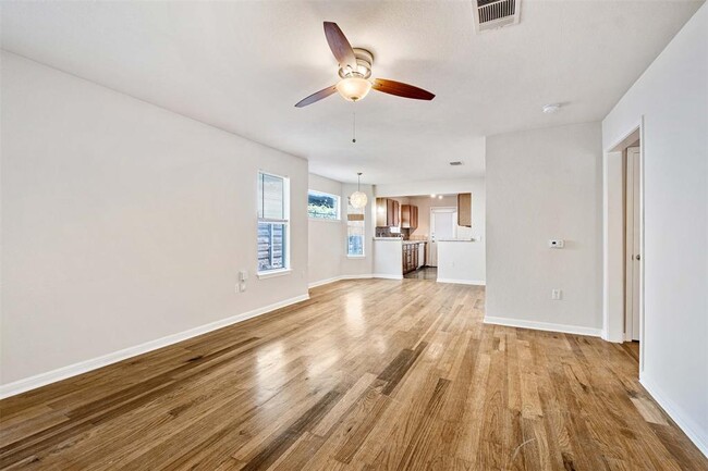 Photo - 1502 Garden St