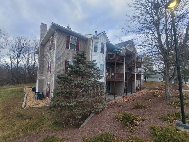 Building Photo - 114 Timberlake Terrace