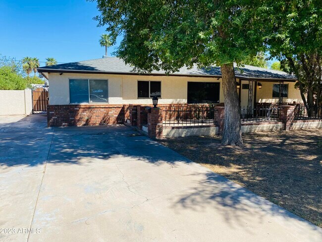 Photo - 1418 E Williams St Casa